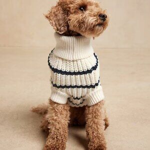 [Banana Republic] NWOT Mariner Stripe Dog Sweater Medium